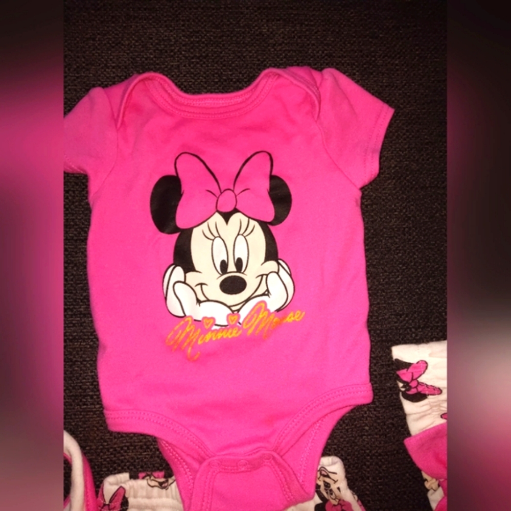 Minnie Mouse Matching Set. - Picture 3 of 7